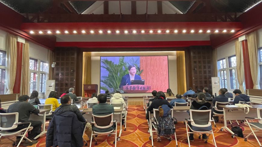 1bd07d711d8840758ce5ab9d8196f538.jpg feng.jpg