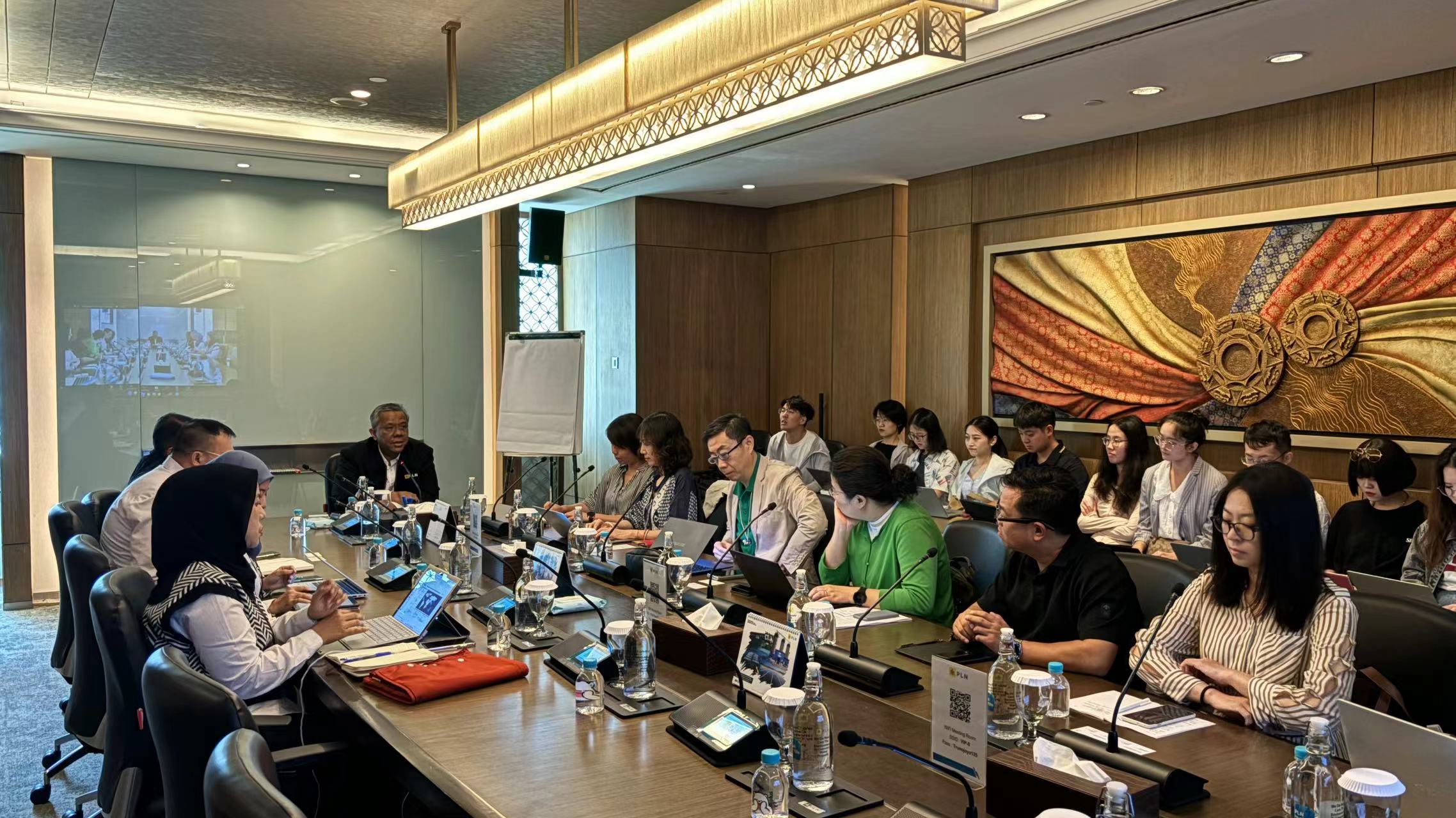 14到访印尼国家电力公司.jpeg