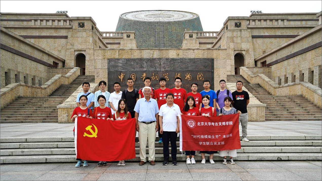 549704adbef34a44a59867db97a82780.jpg feng.jpg