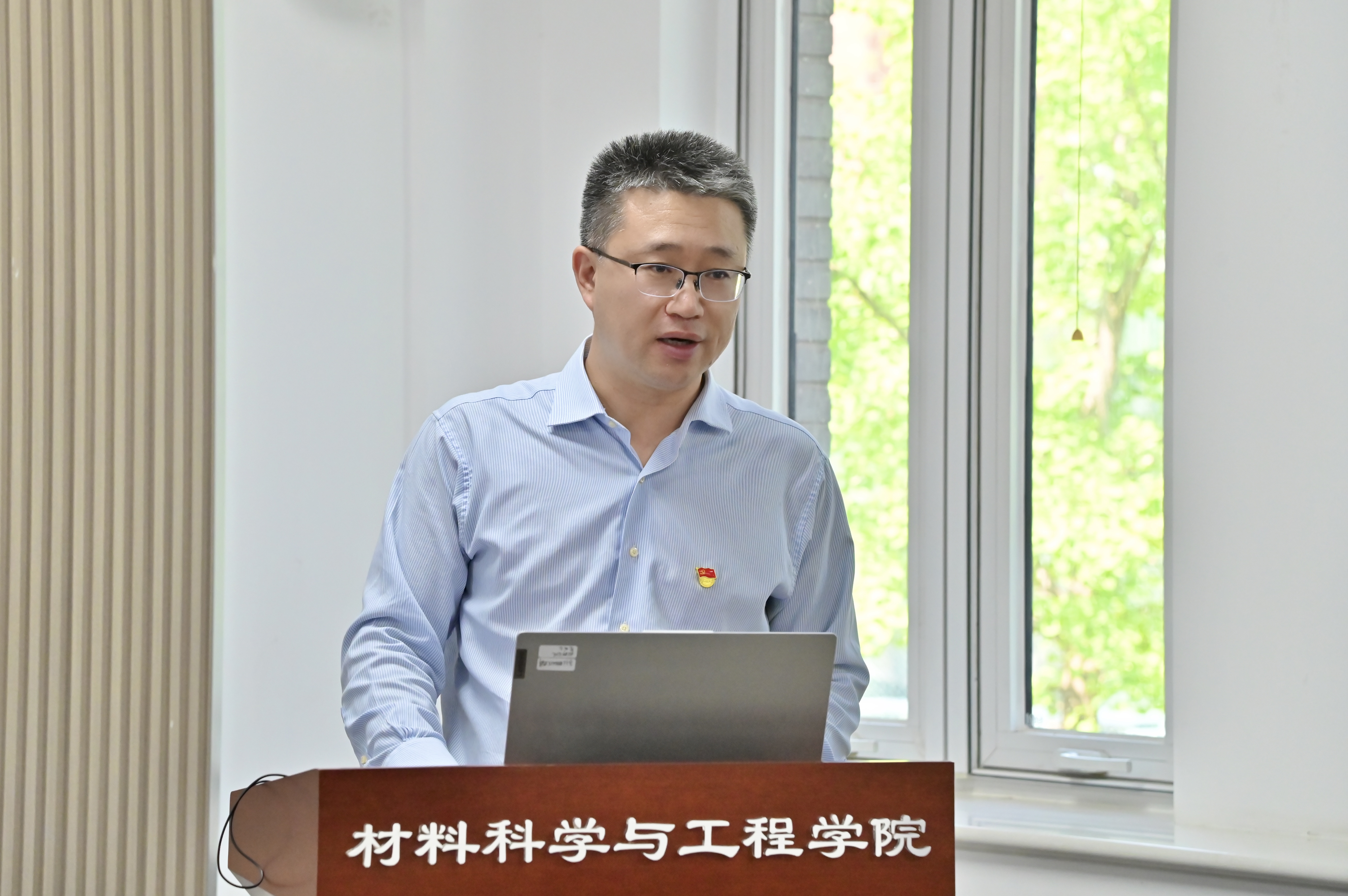 郭少军宣讲.jpg