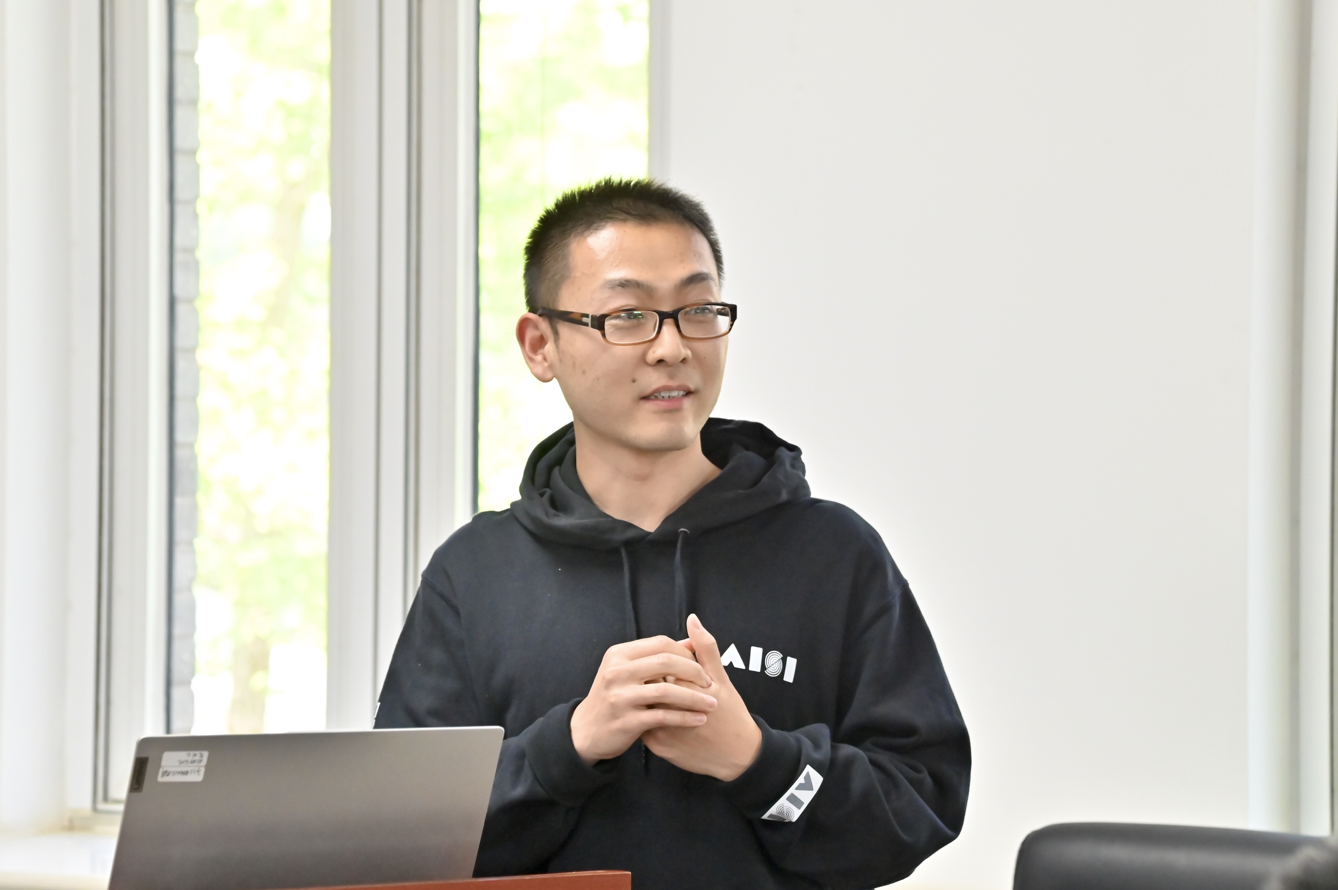 许审镇.jpg