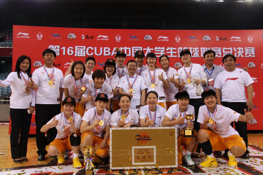 https://pe.pku.edu.cn/__local/6/05/78/5954DBC285098A2A1B4C9C42AFC_6E700DA1_1DEB3.jpg