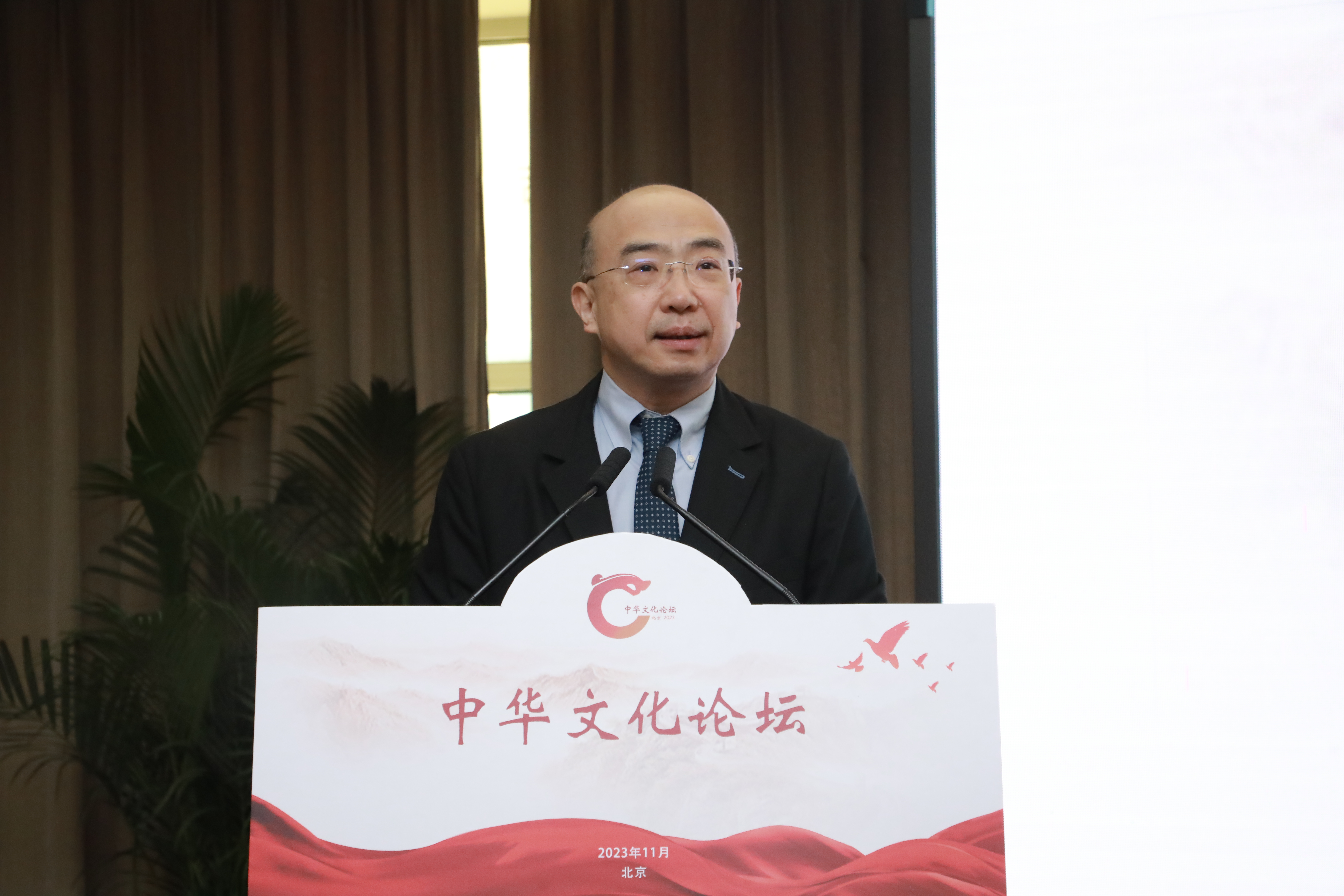 86e5e088399e464681249435ee7f3168.jpg 全国台联党组书记纪斌致辞.JPG