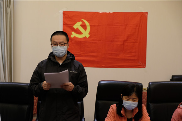 16eeee1f5921481583133f3f6c4f089b.jpg 梁超.jpg