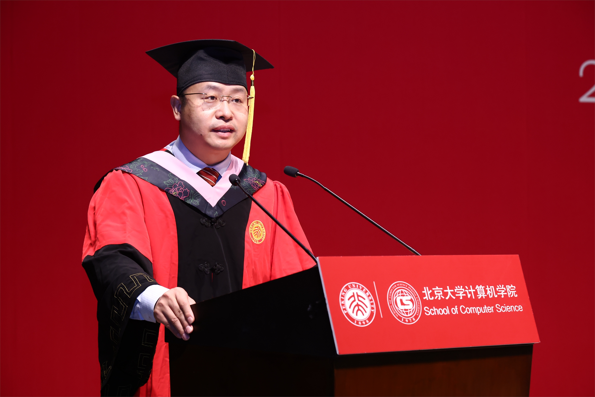 3dbfbcfdd61a4ba3863e2797948e979f.jpg 熊校良宣读表彰决定.jpg