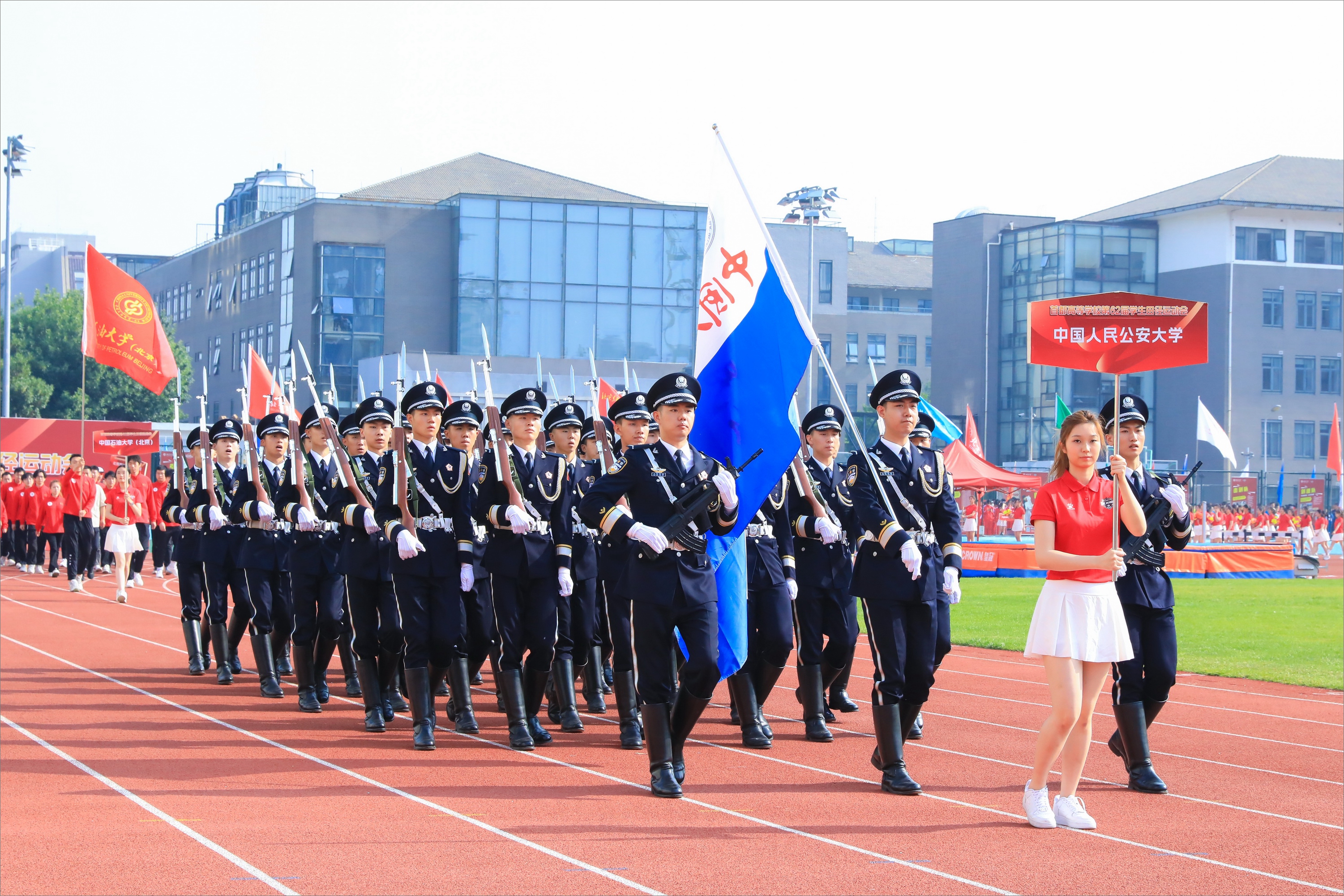 1e332565f5b74f308d2df34254d4b518.jpg 1Z5A0199_调整大小.jpg