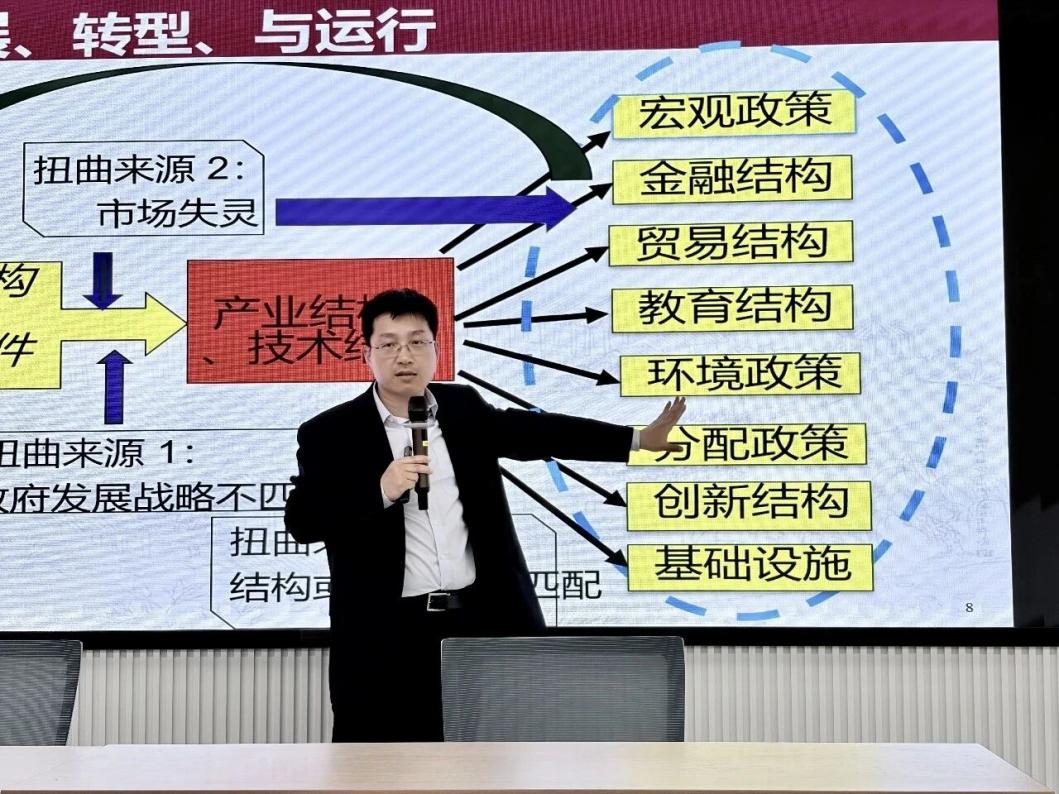 王.jpg