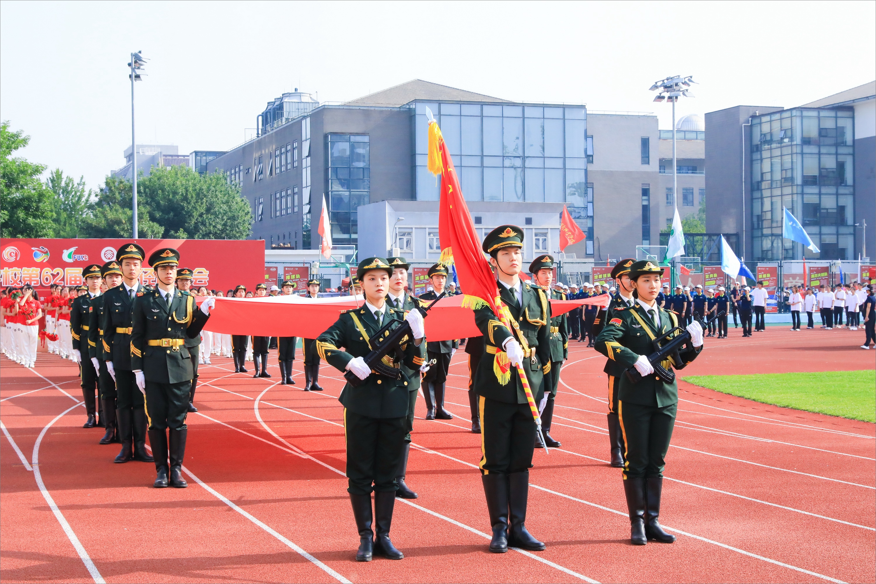 4d647bfcf19d494ab06e364b43638afa.jpg 1Z5A0077_调整大小.jpg