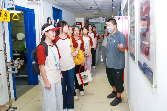 e1412.jpg