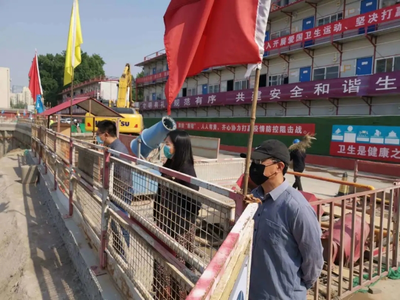 a0f8823c4dd041929de9e2737f68bbc5.jpg 03工学院项目工地进行安全检查.jpg