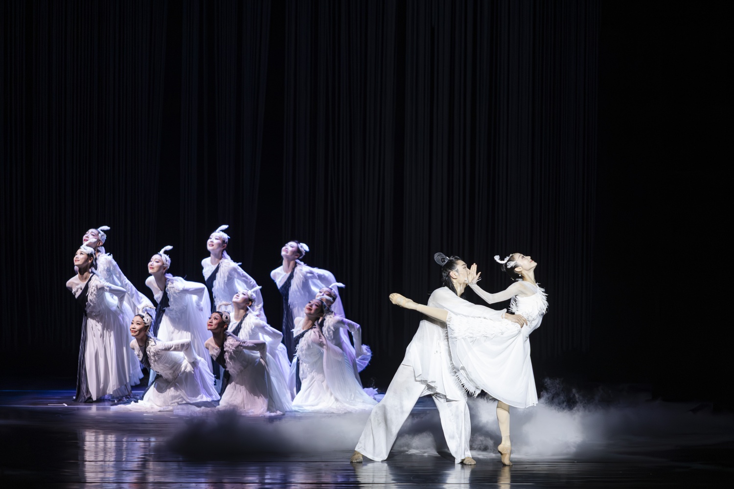 IMG_9755-已增强-NR0415、0416【新闻】舞剧《永和九年》讲堂上演,燕园书写兰亭千年雅韵摄影@尚士博.jpg