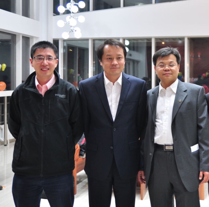 图3 BIOPIC创始人黄岩谊、谢晓亮、苏晓东合影.jpeg