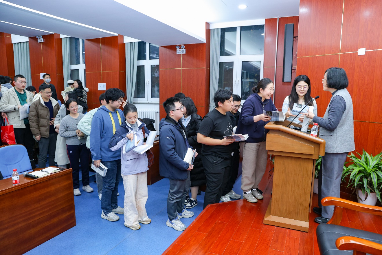 image9.jpeg