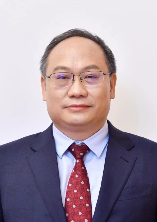 邓旭亮.jpg 邓旭亮.jpg