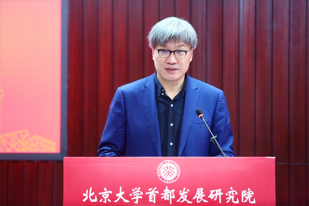 41472621bc49479095a09b07999f606c.jpg 王校长.jpg