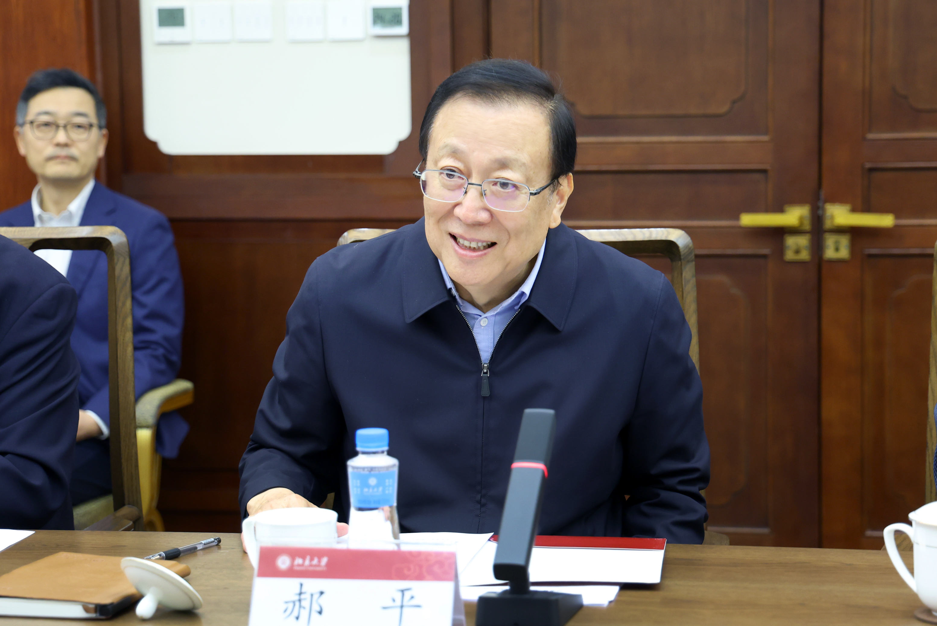 1b60df8d99df4e26a7690580e9edf435.jpg LING9983.JPG