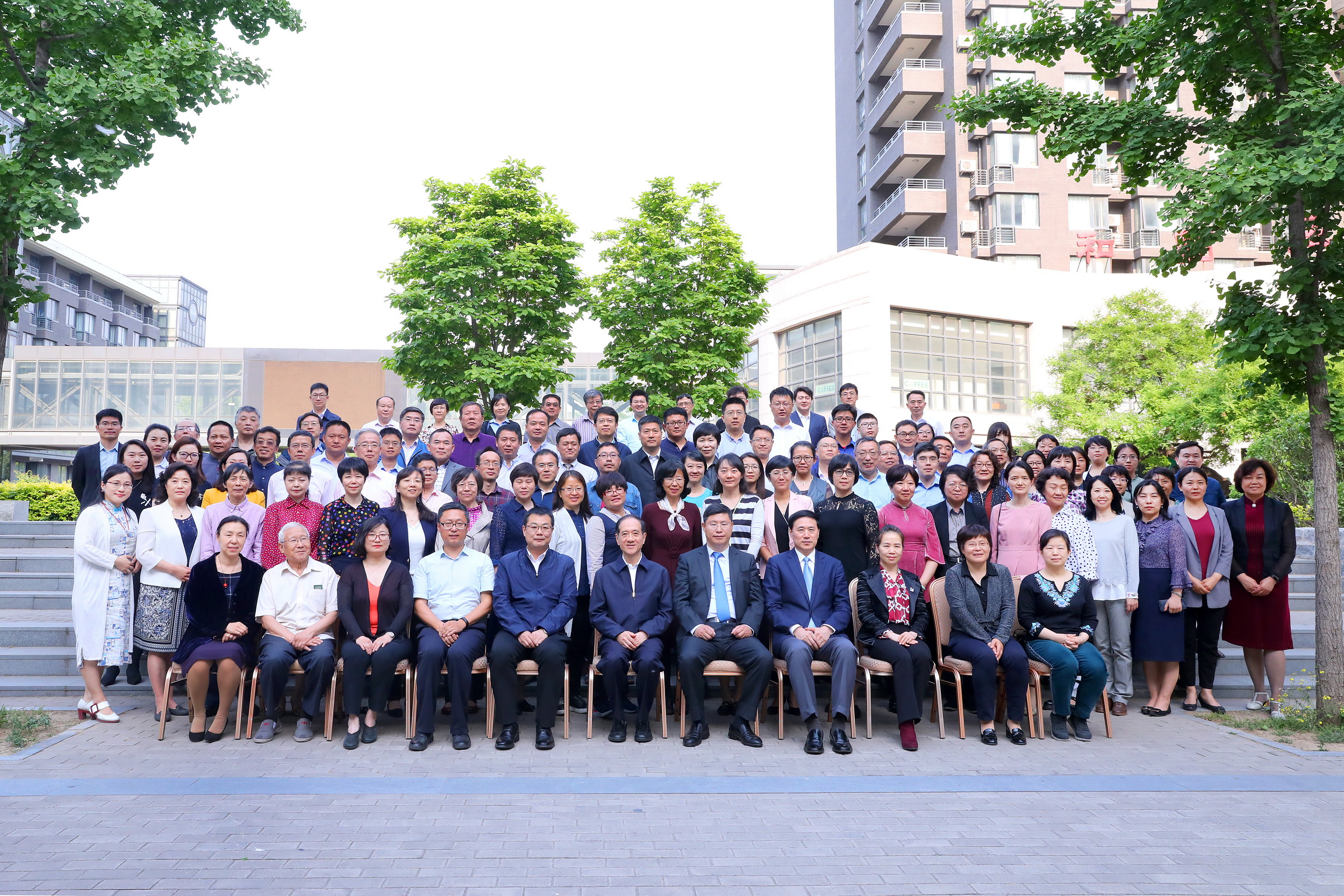 f1d7b06a3f6540ce8e9e6f87612e3e7b.jpg 218A2548_调整大小.JPG